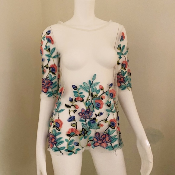 Magic Tops - MAGIC Sheer Floral Blouse